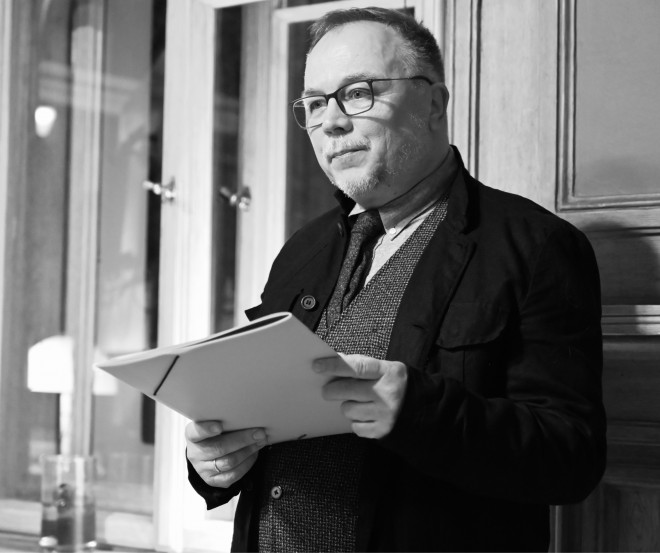 Prof. Radosławui Okulicz-Kozarynui įteikta Algio Kalėdos premija 